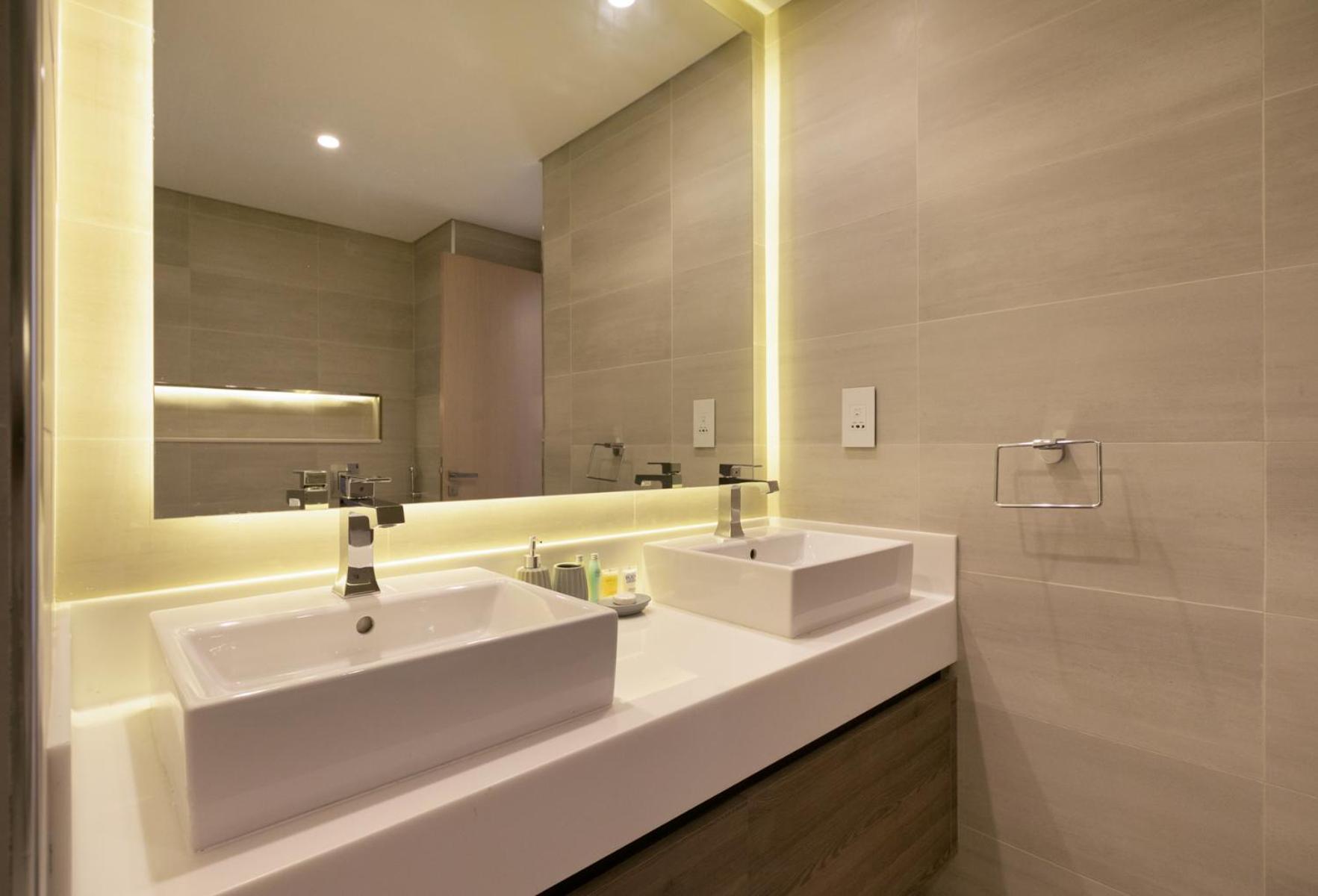 2 Bedroom With Maid's Next To Mall Mada Residences *